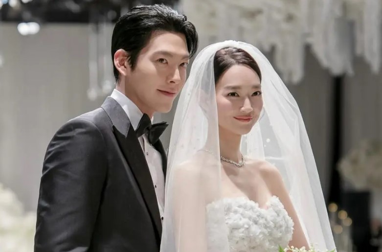 Kim Woo Bin and Shin Min Ah